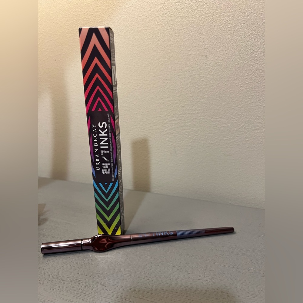 NIB URBAN DECAY 24/7 inks liner